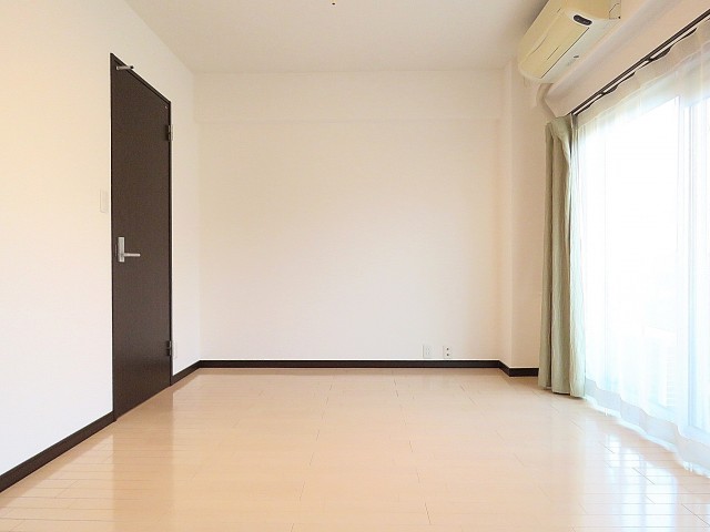 玉川台スカイマンション　洋室約8.7帖