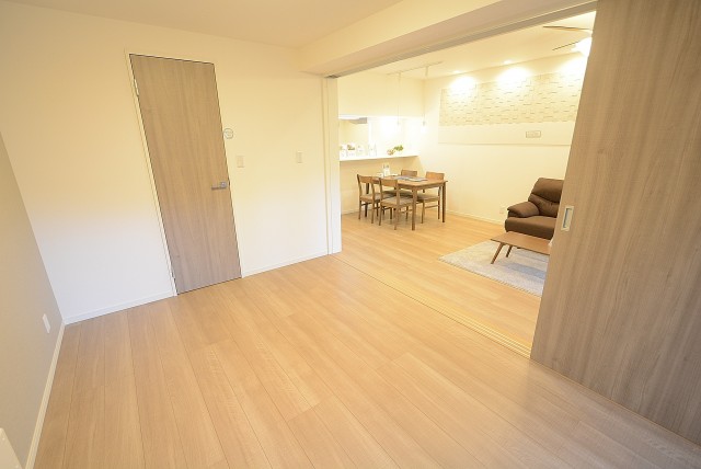 馬事公苑前ハイム 洋室①