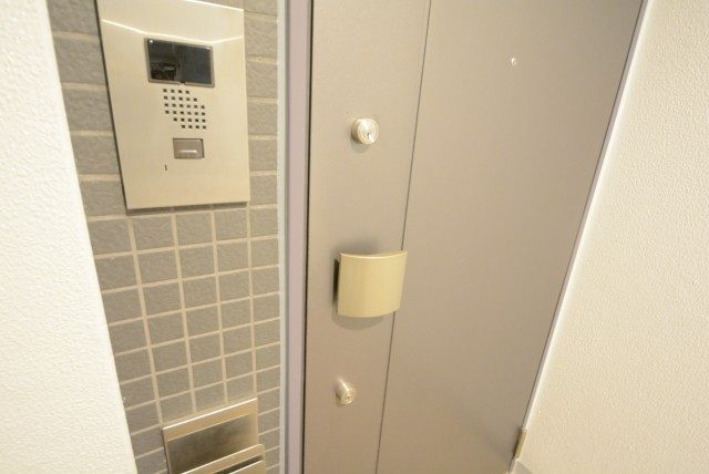 D'クラディアイヴァン初台 玄関