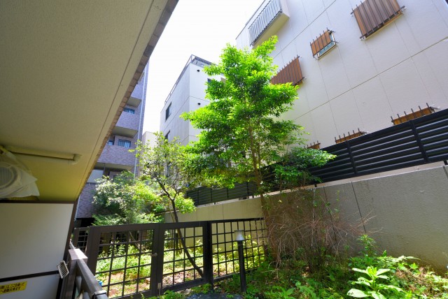 クレッセント目黒Ⅱ バルコニー