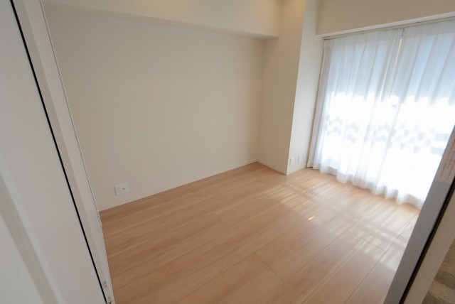 マンション第2明大前 洋室