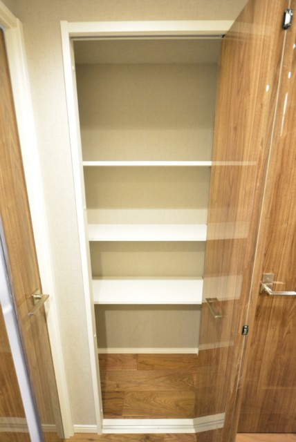 シャンボール荻窪 廊下収納