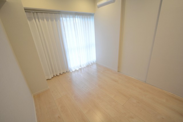 ニチメン目白ハイツ 洋室２