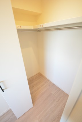 秀和第二自由が丘レジデンス 洋室1