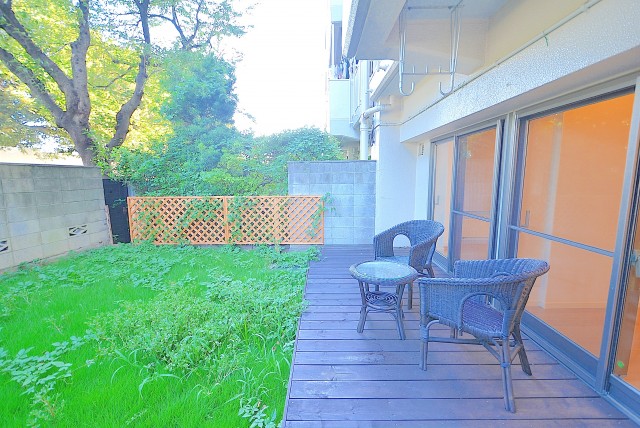 馬事公苑前ハイム ウッドデッキ