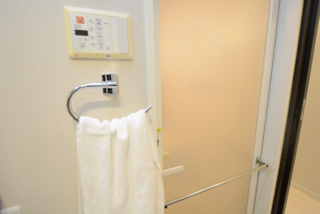 D'クラディアイヴァン初台 バス