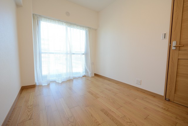 神楽坂ハウス 洋室5.2