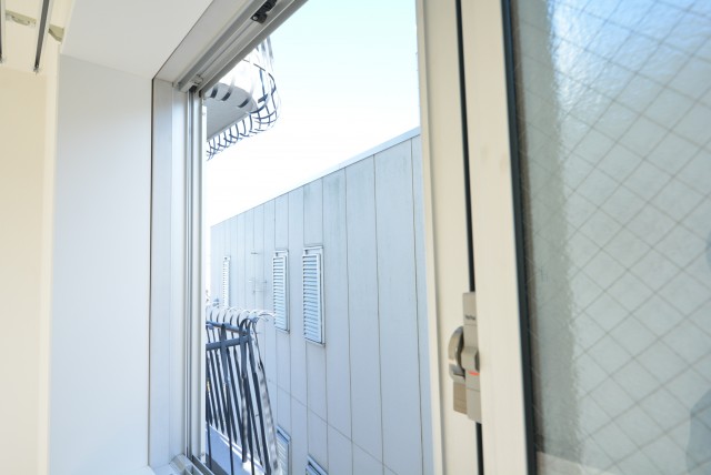 秀和第二自由が丘レジデンス 洋室2