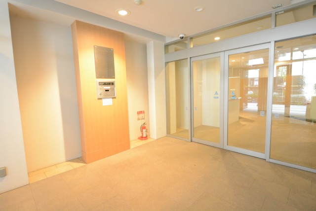 D'クラディアイヴァン初台 エントランス