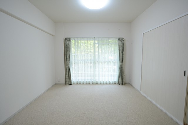 ファミリータウン東陽 バルコニー