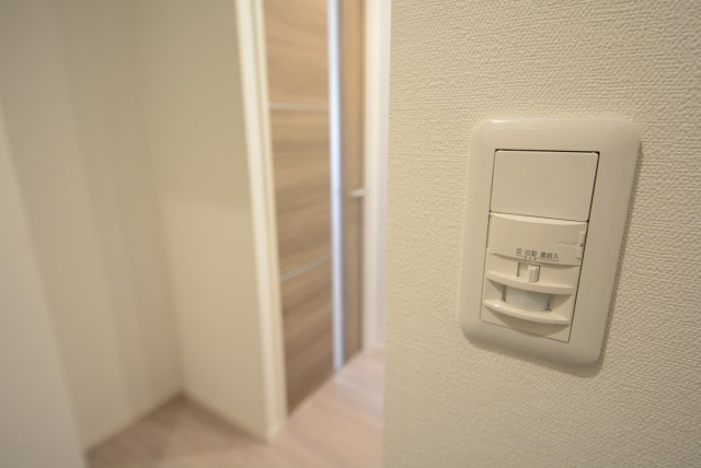 メゾン池尻大橋 玄関