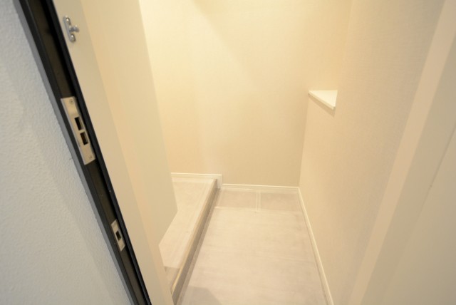 大森山王リハイム 玄関