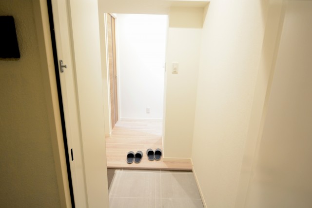 メゾン池尻大橋 玄関