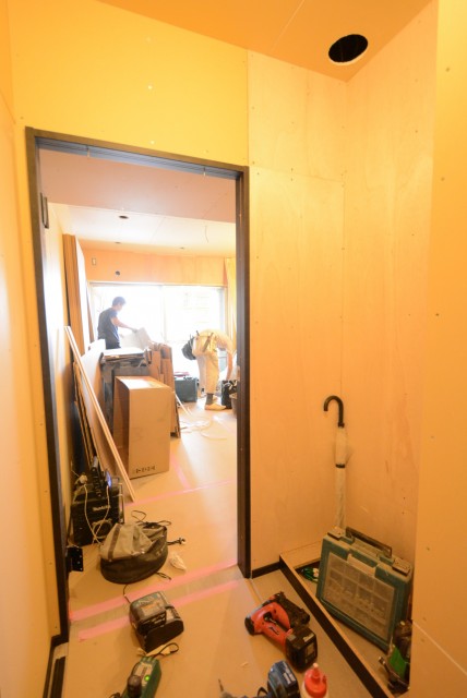 上馬ハイホーム 玄関