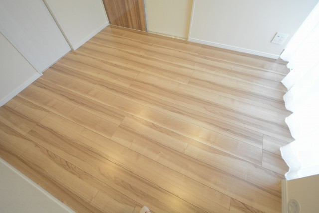 シャンボール白金 洋室