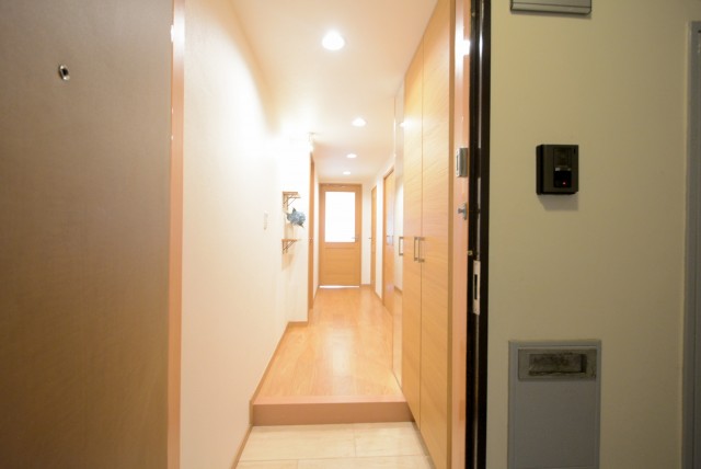 シーアイマンション駒場A棟 玄関