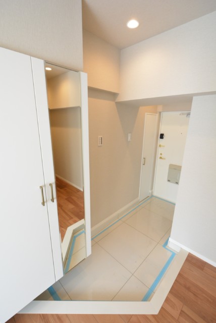 マンション都立大 玄関