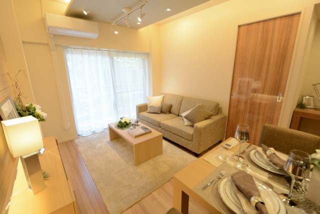 シャンボール白金 洋室