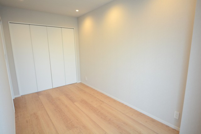 大森山王リハイム 洋室1