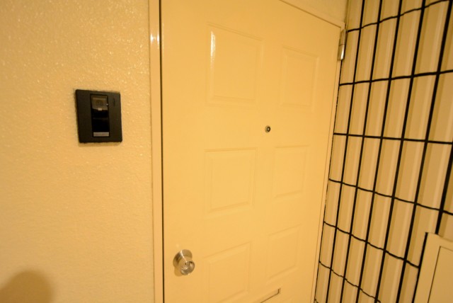 メゾン池尻大橋 玄関