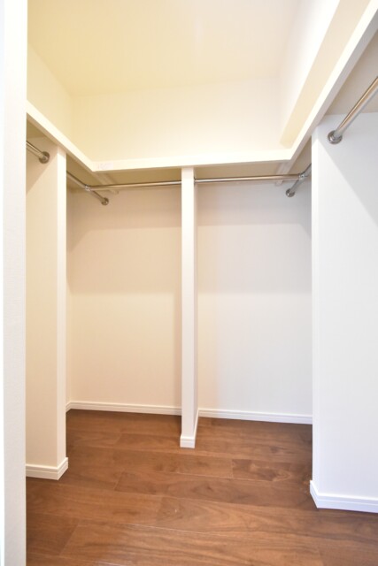 三井音羽ハイツ 洋室1