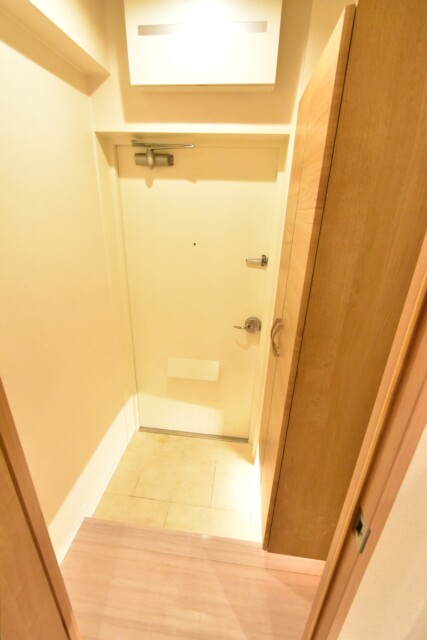 メゾン池尻大橋 玄関