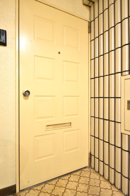 メゾン池尻大橋 玄関