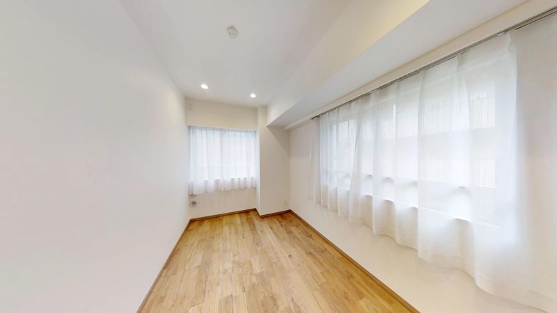 エクサージュ海岸　洋室