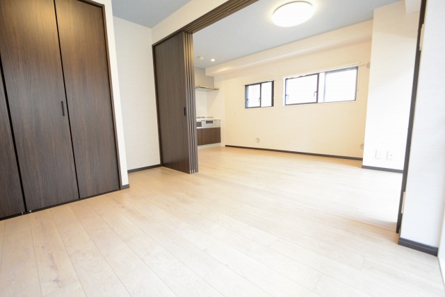 ライオンズマンション護国寺第３ 洋室2