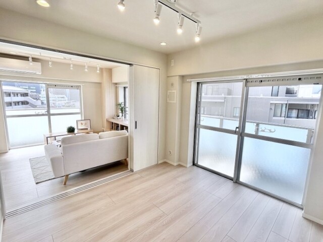 春日ビューハイツ 洋室+LDK