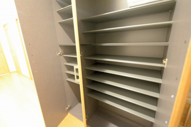 シーアイマンション駒場A棟 玄関