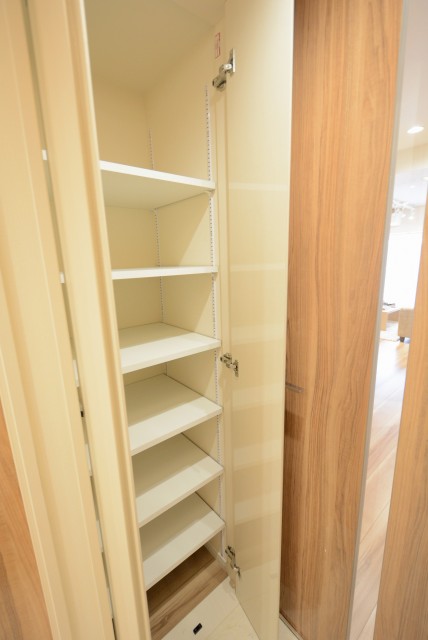 シャンボール白金 玄関