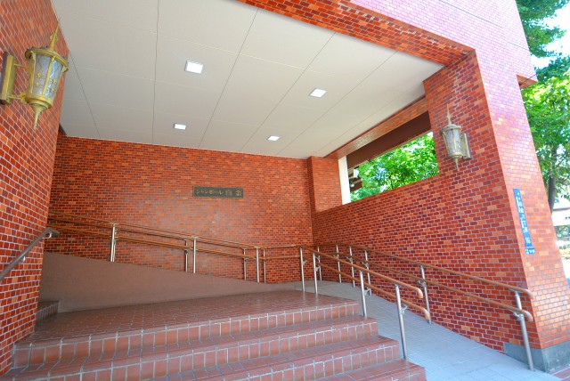 シャンボール白金 外観