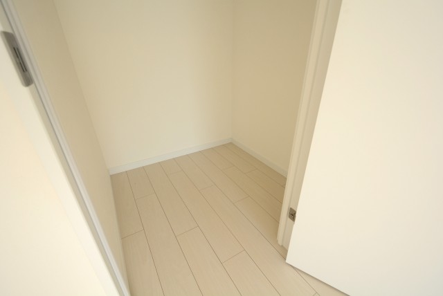 春日ビューハイツ 洋室