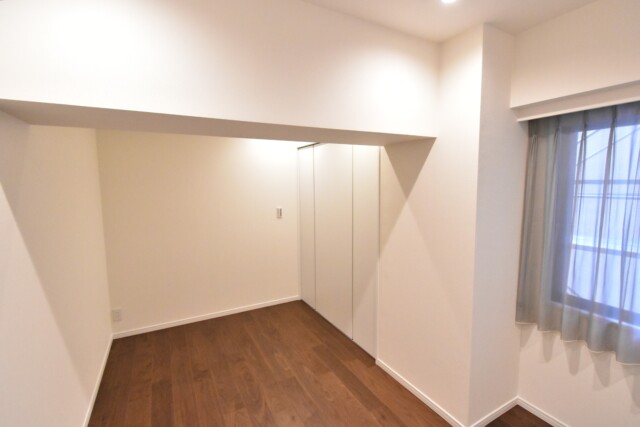 三井音羽ハイツ 洋室2