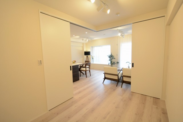 キャニオングランデ碑文谷南 洋室２