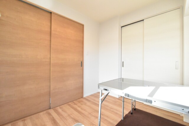 メゾン池尻大橋 洋室