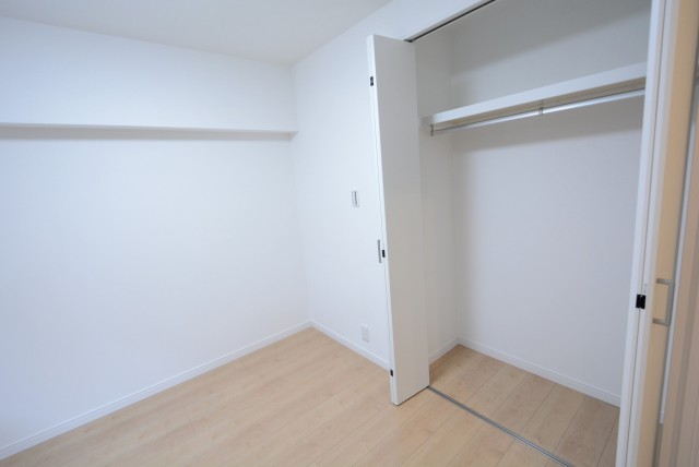 カーサ池尻 洋室１