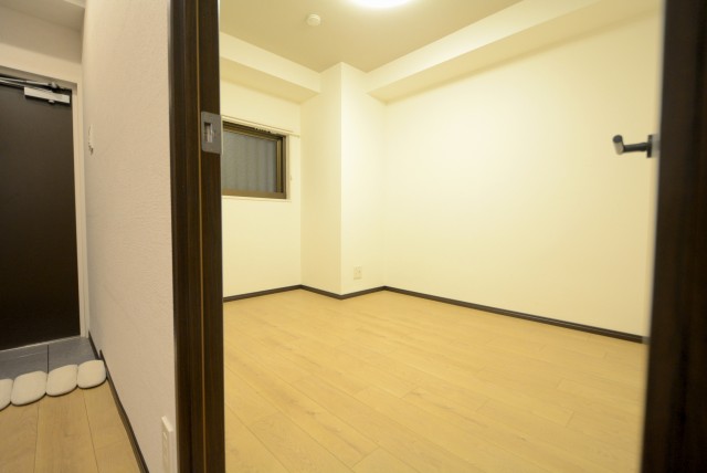 ライオンズマンション護国寺第３ 洋室１