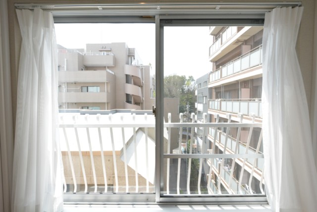 マンション都立大 玄関