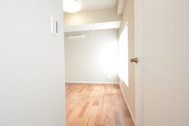 マンション都立大 洋室2