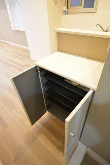 カーサ池尻 玄関