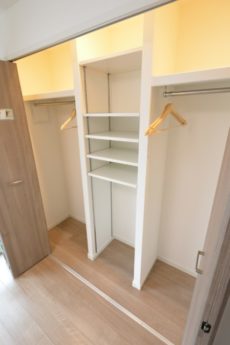 ニュー池尻マンション 洋室