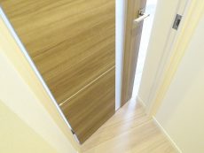 上馬コーポラス　DK約7.1帖扉