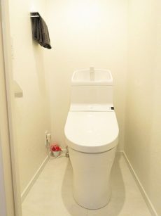 上馬コーポラス　トイレ