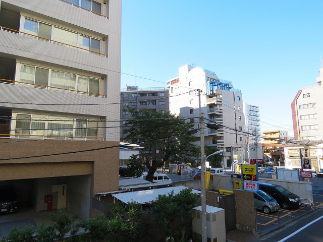 パストラルハイム西蒲田　洋室約4.1帖側眺望