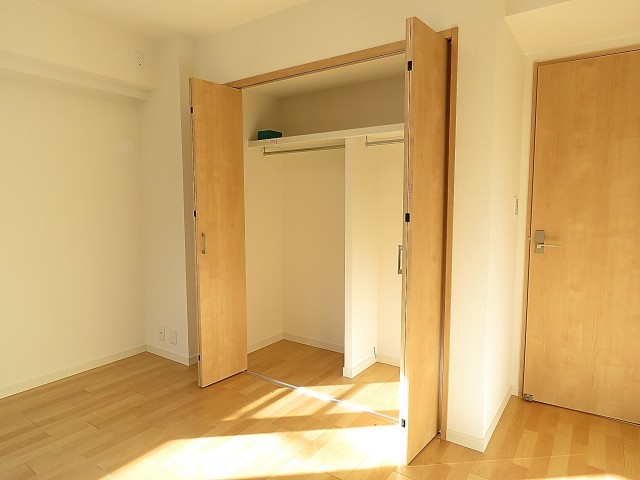 パストラルハイム西蒲田　洋室約6.6帖扉
