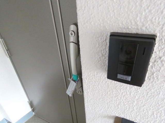 上野毛ハイム　TVモニター付きインターホン