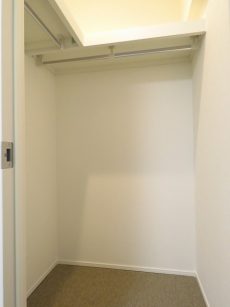 上野毛ハイム 洋室約4.5帖WIC 上野毛ハイム 洋室約4.5帖WIC
