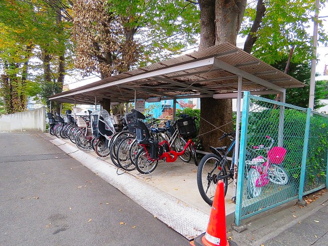 上野毛ハイム　駐輪場